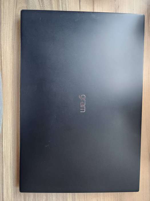 LG Gram 16 Evo 11th Gen Intel® Core i7 + Free Laptop BackPack