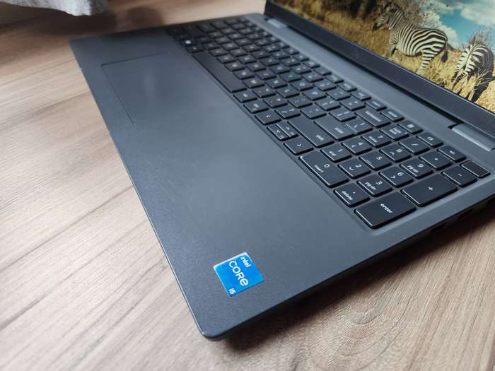 Dell Latitude 3540 Intel Core I5 13th Gen +Free Laptop Bag