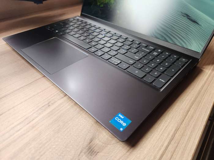 Dell Vostro 15 5510 I5 11th Gen + Free Laptop Bag