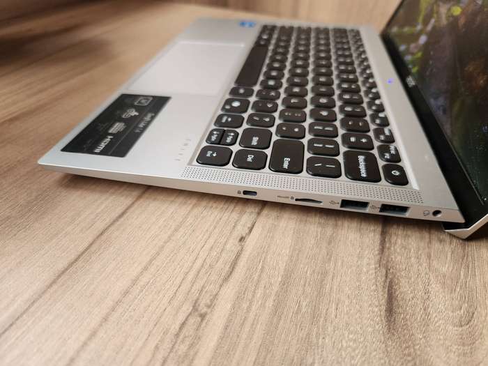 Acer Swift Lite - Intel® Core i3 13th Gen + Free Laptop Bag