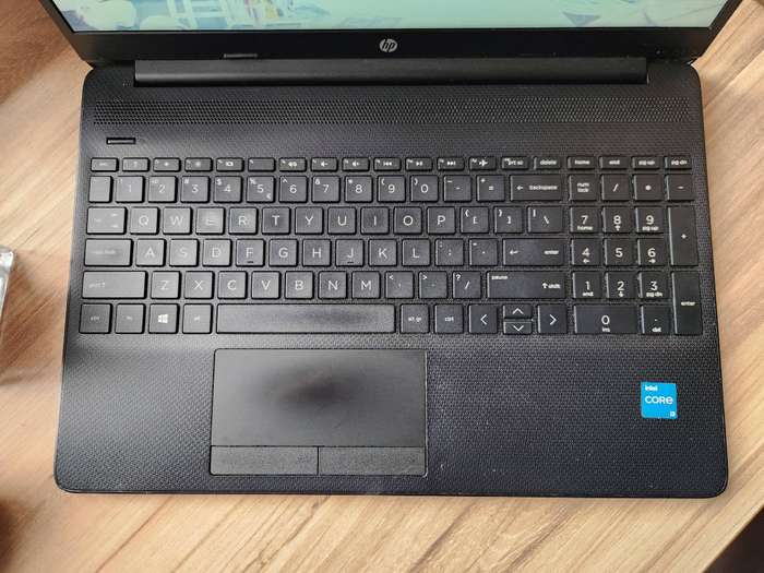 Hp laptop 15-dw3xxx Intel Core i3 11th Gen + Free Laptop Bag