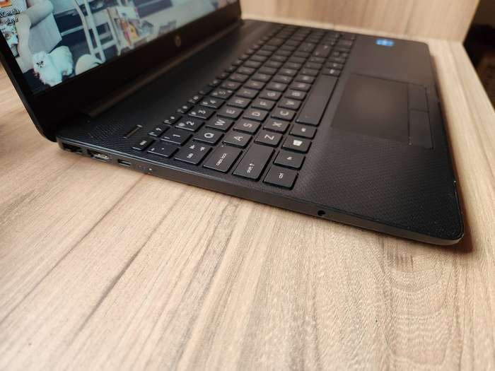 Hp laptop 15-dw3xxx Intel Core i3 11th Gen + Free Laptop Bag
