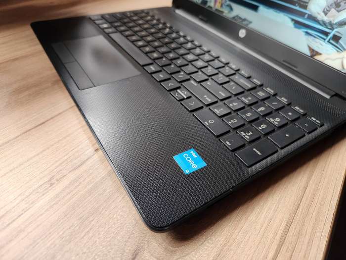 Hp laptop 15-dw3xxx Intel Core i3 11th Gen + Free Laptop Bag