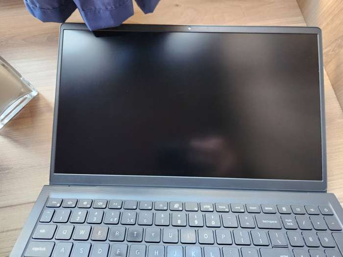 Dell Vostro 15 3510 Intel Core I5 + Free Laptop Bag