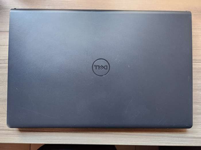 Dell Vostro 15 3510 Intel Core I5 + Free Laptop Bag