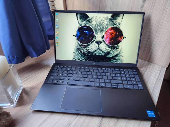Dell Vostro 5502 Intel Core i5 11th Gen + Free Laptop Bag