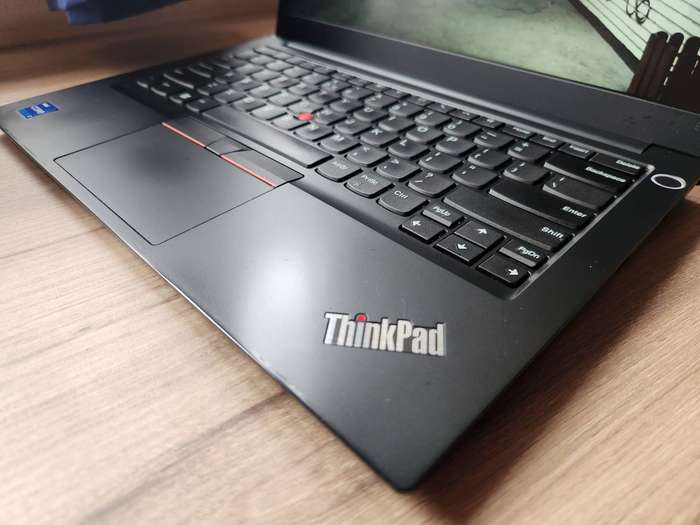 Lenovo ThinkPad E14 Gen 4 I7 12th Gen + Free Laptop Bag