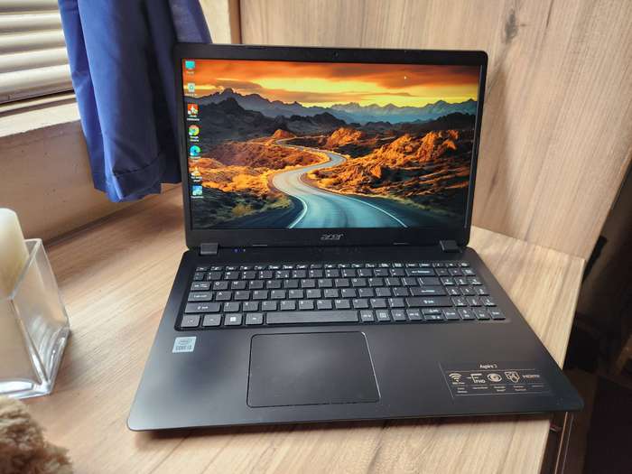 Acer Aspire 3 A315-56 Intel Core I3 + Free Laptop Bag
