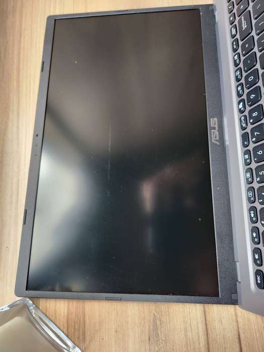 Asus Vivobook X515EA Intel Core I5 11th Gen + Free Laptop Bag