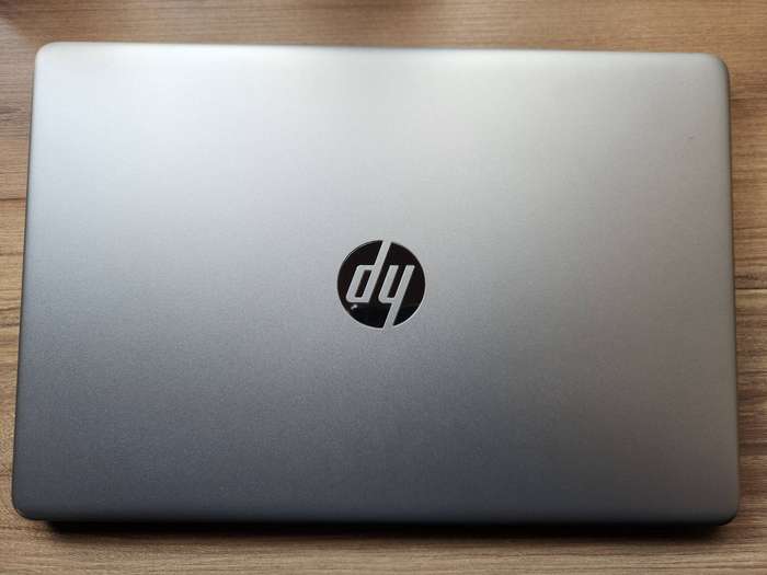 Hp laptop 15s-fq5xxx Intel Core i5 12th Gen + Free Laptop Bag
