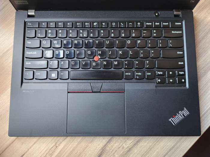 Lenovo ThinkPad T14 Gen 2 AMD Ryzen 5 Pro + Free Laptop Bag