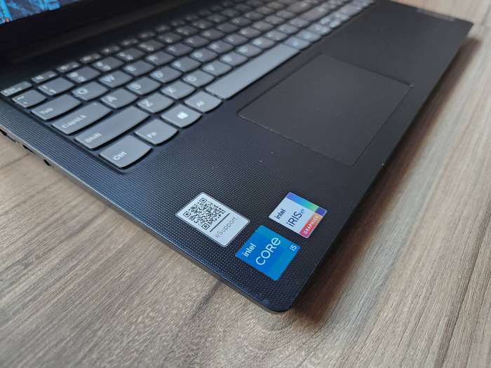Lenovo V15 G2 Intel Core I5 11th Gen + Free Laptop Bag