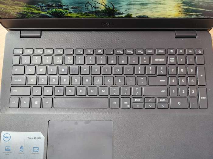 Dell Vostro 3500 11th Gen Intel Core i3 + Free Laptop Bag
