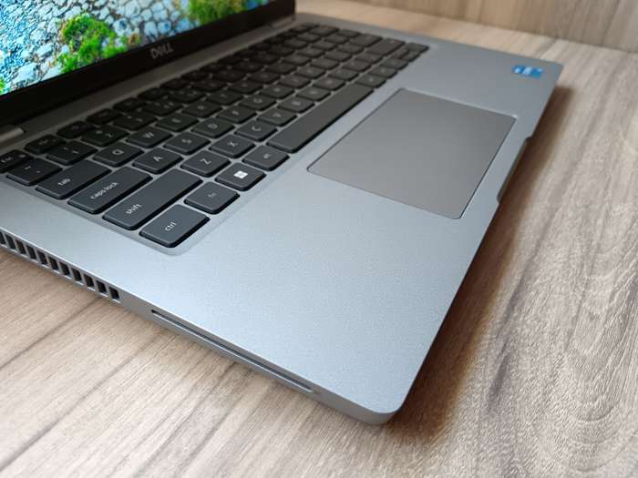 Dell Latitude 5431 Intel Core i5-1250P + Free Laptop Bag