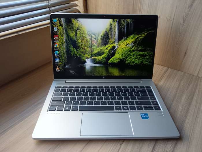 HP EliteBook 640 G9 Intel Core i5 12th Gen + Free Laptop Bag