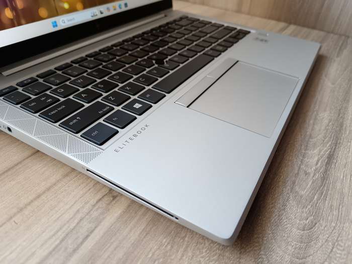 Hp EliteBook 840 G7 Intel Core i7 + Free Laptop Bag