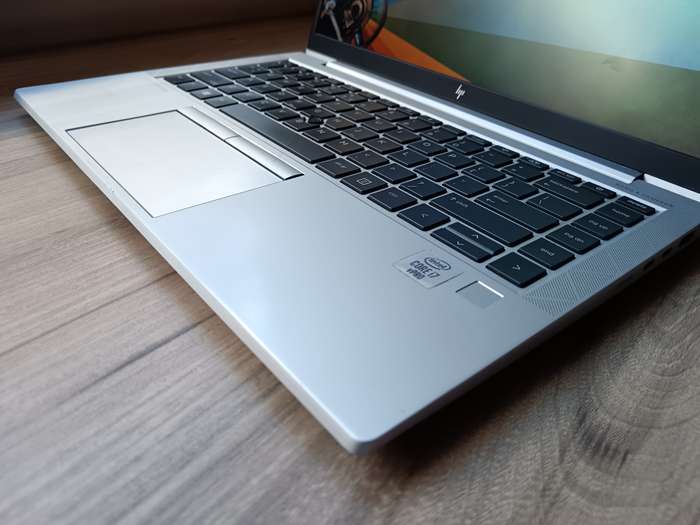 Hp EliteBook 840 G7 Intel Core i7 + Free Laptop Bag