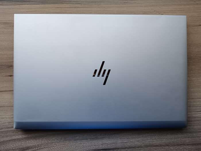 Hp EliteBook 840 G7 Intel Core i7 + Free Laptop Bag