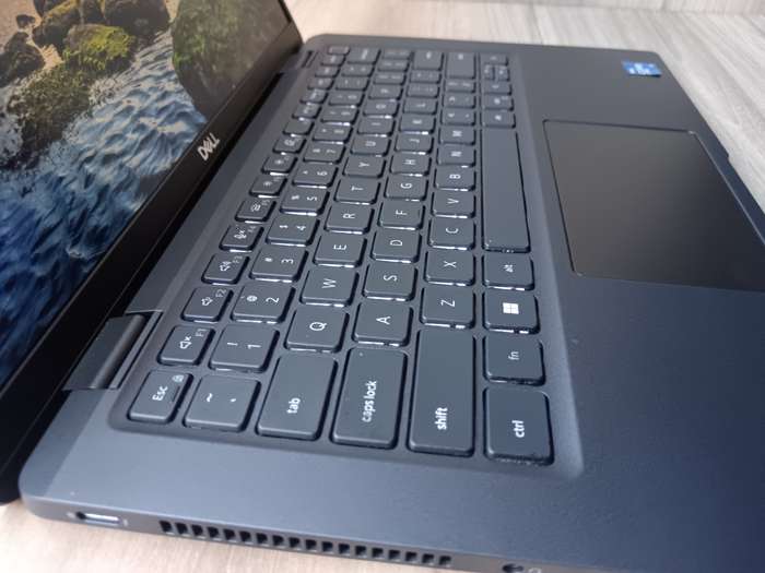 Dell Latitude 7420 i7 11th Gen + Free Laptop Bag