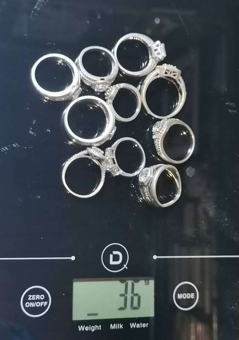 10 x 925 SILVER RINGS. BEAUTIFUL. ALL STAMPED. 36 GRAMS. ONE BID.