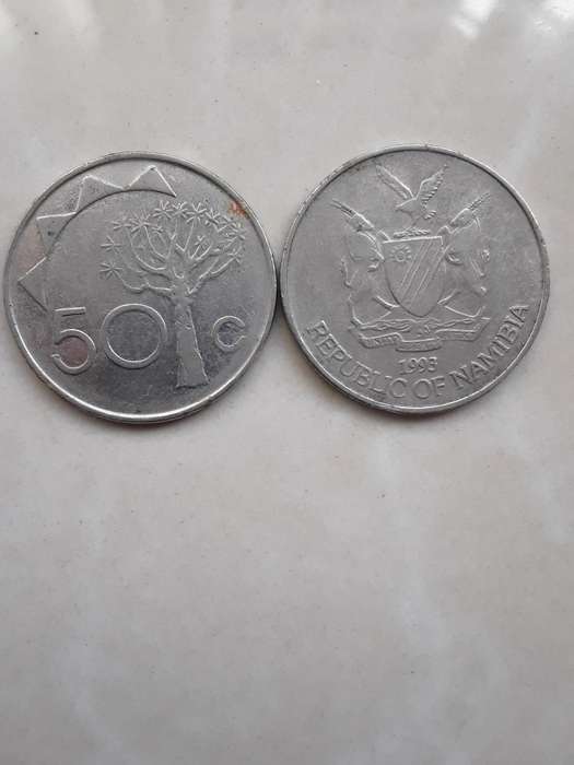 8 Southern African coins.