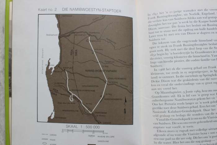 MET RUGSAK EN STEWELS. Louis Changuion. (Staproetes)