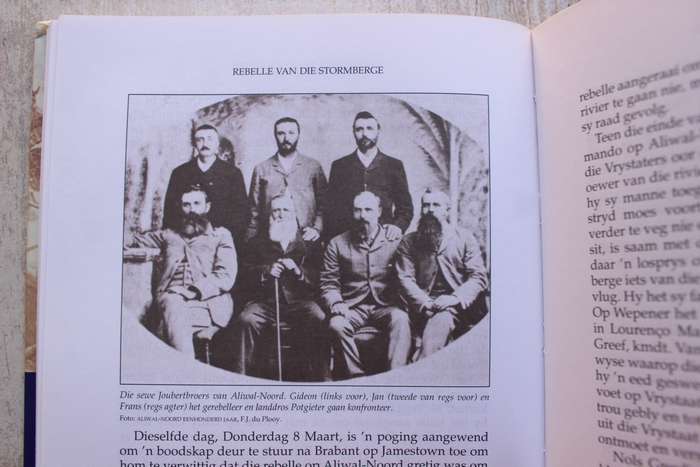 Rebelle van die Stormberge: Tweede Vryheidsoorlog 1899-1902, `n Streeksgeskiedenis..- Oosthuizen