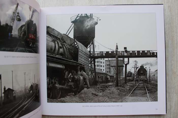 China: The World's Last Steam Railway / Tickner & Freeman