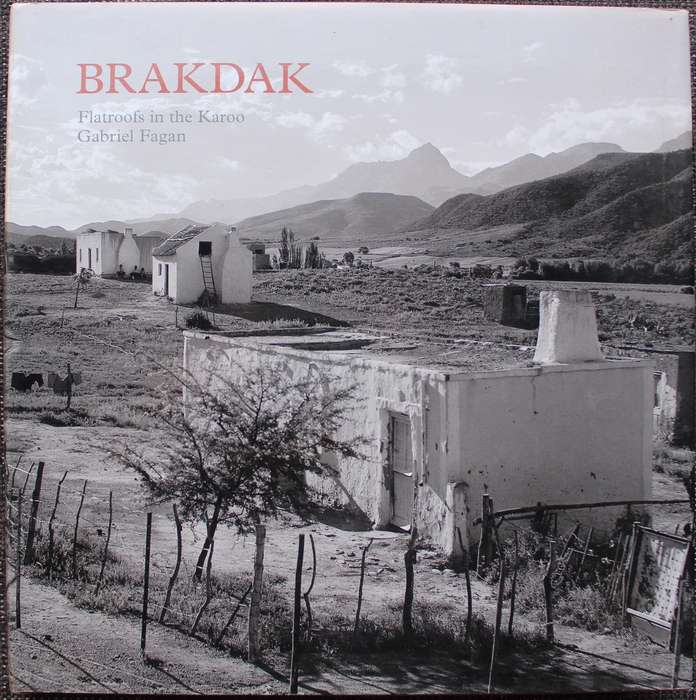 Brakdak - Flatroofs in the Karoo - By Gabriel Fagan