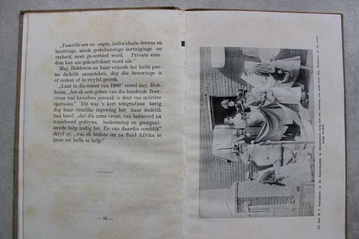 Tot Nagedagtenis van Emily Hobhouse -- Dr N. J. van der Merwe