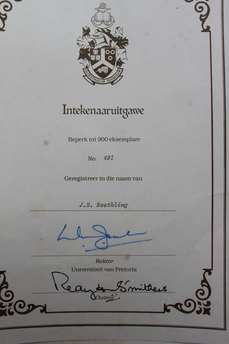 Geteken deur skrywer - nr 491 van 900 eksemplare - Die Soogdiere van die Suider-Afrikaanse Substreek