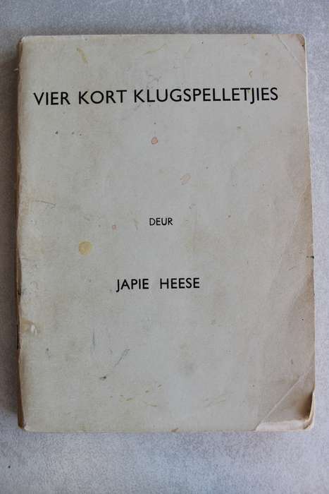 Vier kort klugspelletjies - Japie Heese