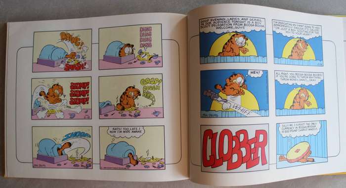 The Garfield Treasury - Jim Davis