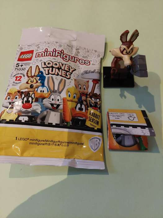 4 x Original Lego CMF mini figs