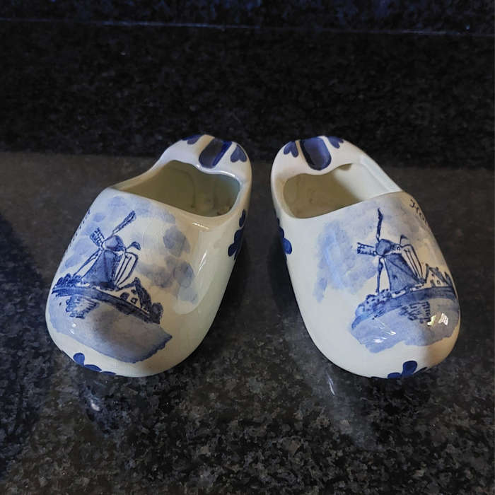 Blue Delft Clog Ashtrays
