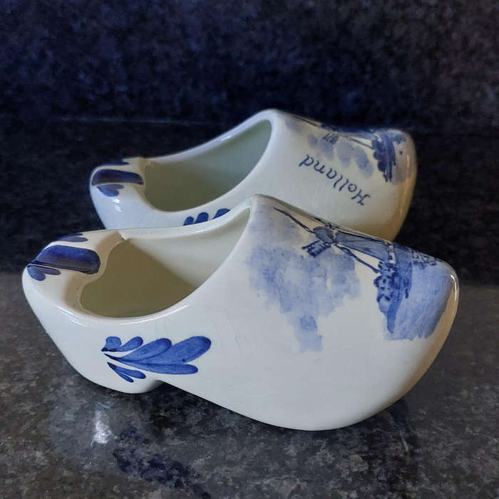 Blue Delft Clog Ashtrays