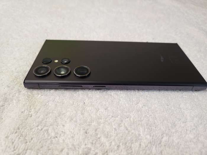 Samsung Galaxy S23 Ultra Dual Sim 512GB Black With Extras