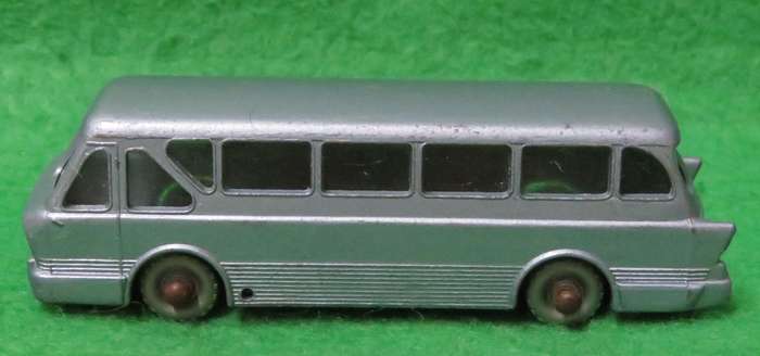 Matchbox Lesney**No. 40**Royal Tiger Coach**Made in England**