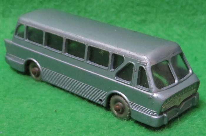 Matchbox Lesney**No. 40**Royal Tiger Coach**Made in England**
