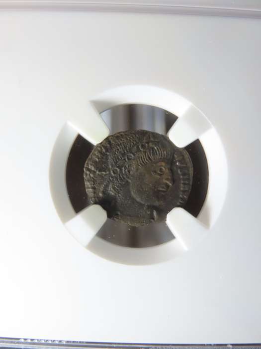 Constantine I The Great, 307 - 337 AD, NGC XF, Ancient Rome, Roman Coin
