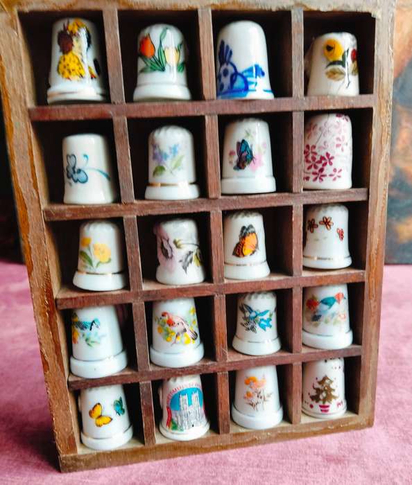 Vintage Porcelain Thimble Collection in Shelf 20x
