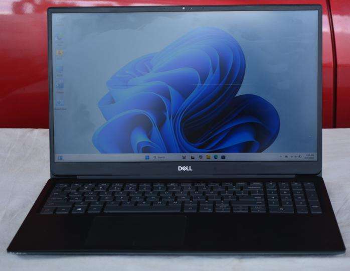 dell vostro p88f, 10th gen core i7, 256 ssd, 16gb ram, 15.6`, nvidia mx250/2gb, win 11 pro, etc