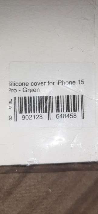 Iphone 15 pro skin
