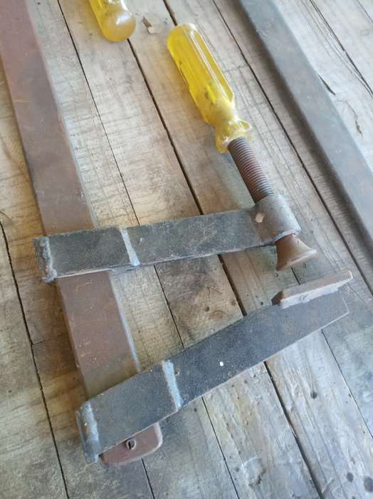2 x 600mm Sliding Bar Clamps