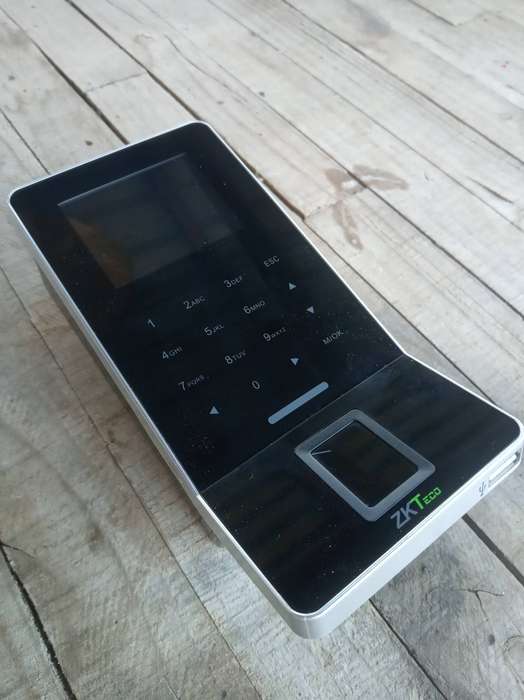 ZKTeco F22 Time attendance and Access Control Machine