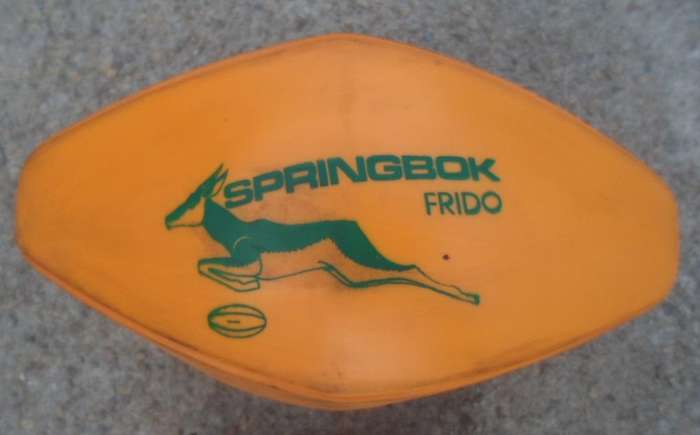 Vintage rugby ball.   25X14 cm. From 1970's.
