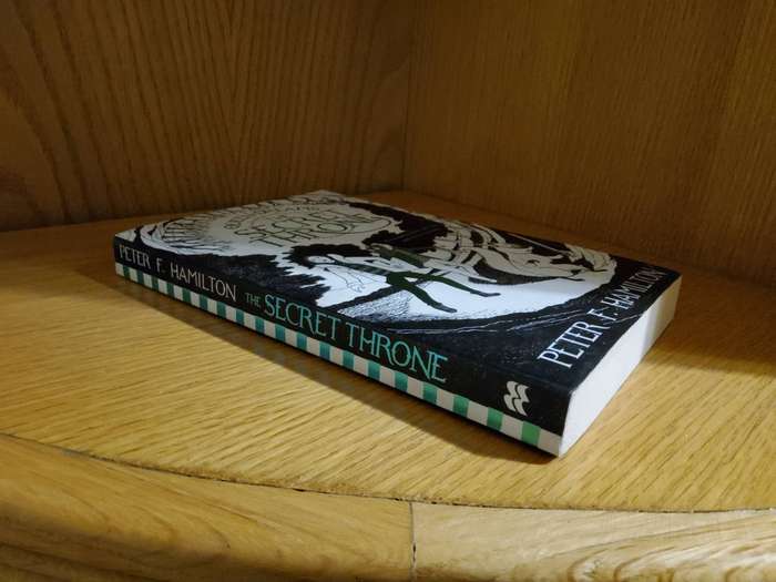 Queen Dreams The Secret Throne by Peter F Hamilton