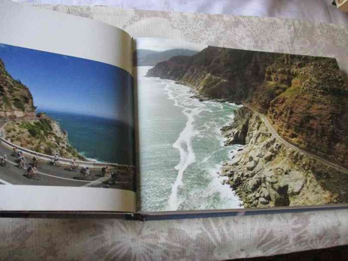THE WORLD'S GREATEST CYCLE TOUR - THE STORY OF THE CAPE ARGUS PICK N PAY CYCLE TOUR