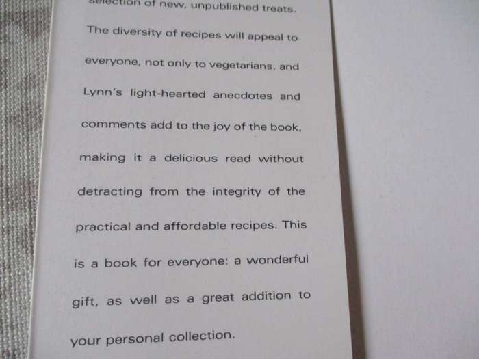 PICK OF THE BUNCH - A HARVEST OF SCRUMPTIOUS VEGETARIAN RECIPES - LYNN BEDFORD HALL