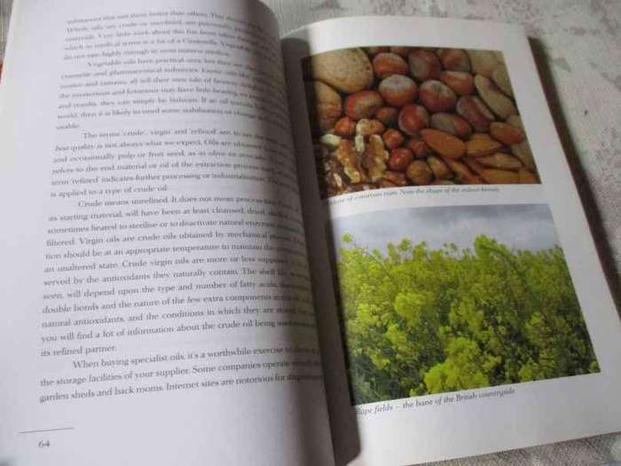LIQUID GOLD - VEGETABLE OILS FOR AROMATHERAPY - JAN KUSMIREK